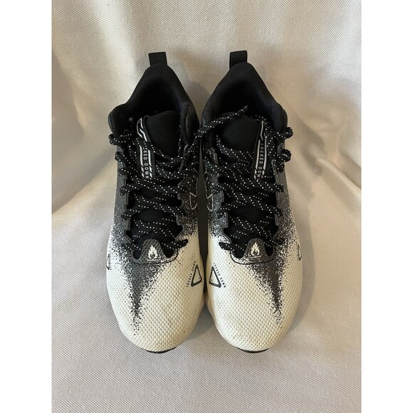 Under Armour Boy's Spotlight Franchise Football Cleats - Size 5.5Y Lockdown - Picture 1 of 9